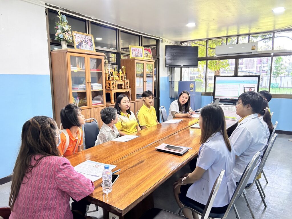 ประชุมวางแผนการจัดทำแผนการศึกษาเฉพาะบุคคล (IEP) ของนักเรียนห้องแรกรับร่วมกับผู้ปกครอง