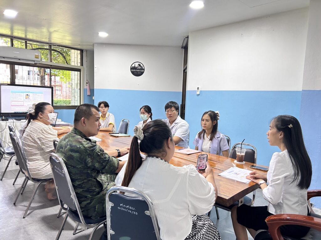 ประชุมวางแผนการจัดทำแผนการศึกษาเฉพาะบุคคล (IEP) ของนักเรียนห้องแรกรับร่วมกับผู้ปกครอง