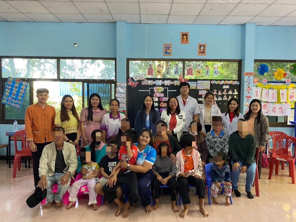 ลงพื้นที่ออกให้บริการสหวิชาชีพสัญจรและดำเนินงานฟื้นฟูสมรรถภาพคนพิการโดยครอบครัวและชุมชน