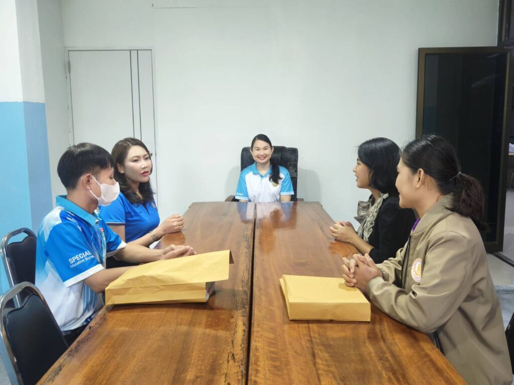 มอบสื่อคูปองการศึกษา ประจำภาคเรียนที่ 1 ปีการศึกษา 2568