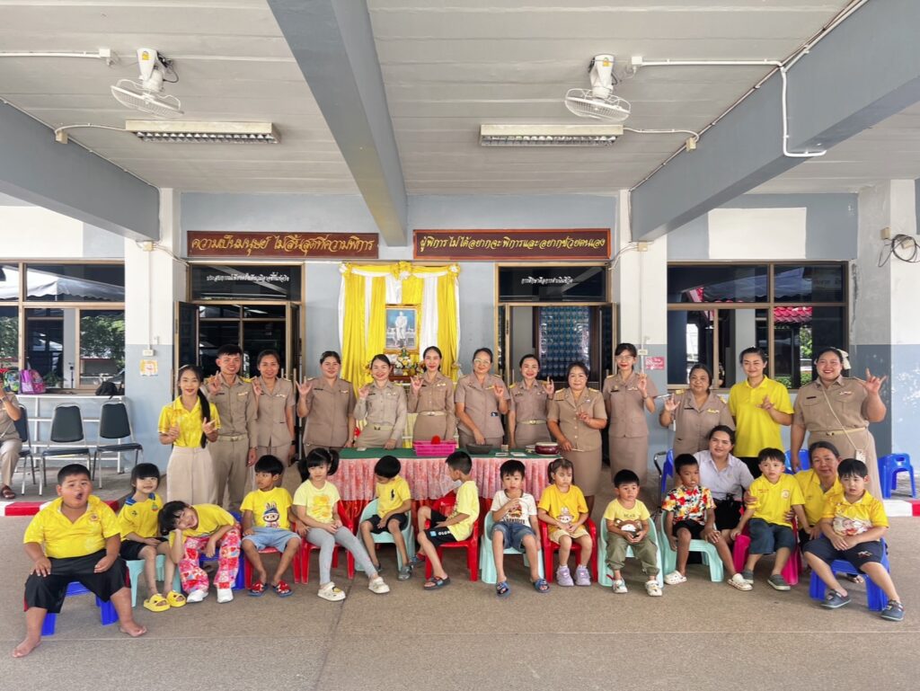 นิเทศ ติดตามการจัดกิจกรรมการเรียนการสอน กิจกรรมการเกษตรของนักเรียนฝ่ายออทิสติกเล็ก ฝ่ายสติปัญญา ฝ่ายร่างกายฯ และฝ่ายการได้ยิน