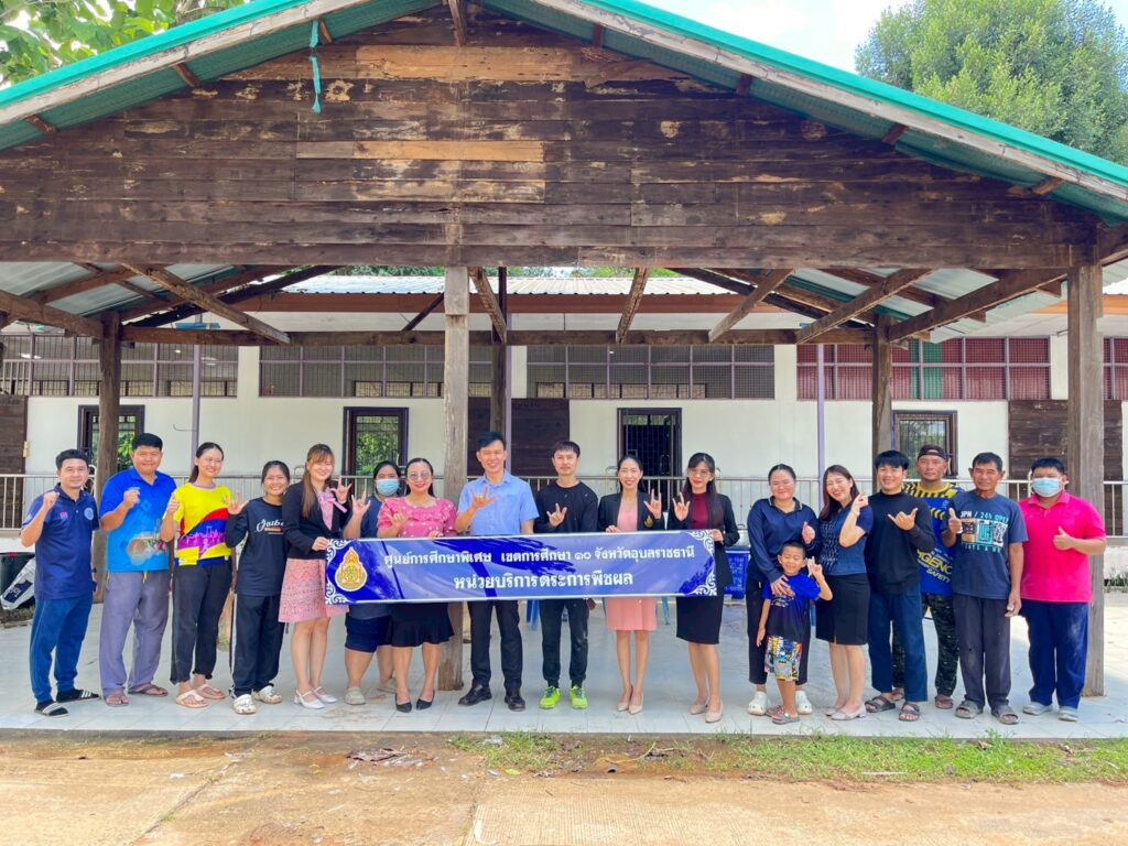 ลงพื้นที่ให้กำลังใจในการปรับปรุงซ่อมแซมอาคารเรียนของหน่วยบริการตระการพืชผล (แห่งใหม่)